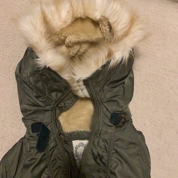 Army green hooded jacket, 90% new, - Picture 4 of 5